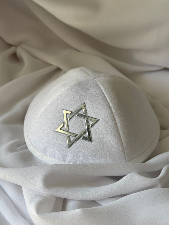 כיפת מגן דוד כסוף